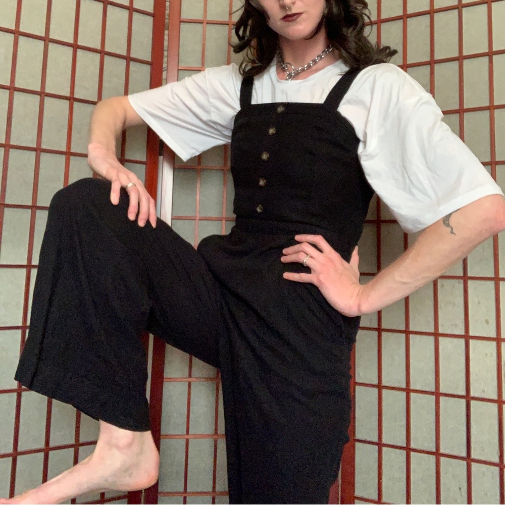 black palazzo jumpsuit zara size xs sleeveless with adjustable straps